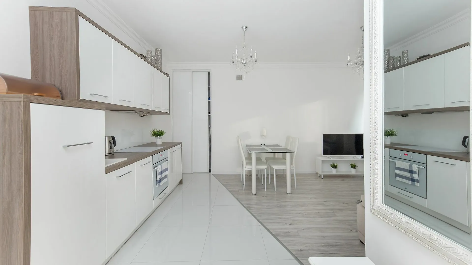 Shortstaypoland Jana Pawla B36 Warsaw Apartment